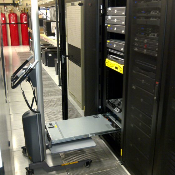 Work positioners brengen uw servers op de juiste hoogte.